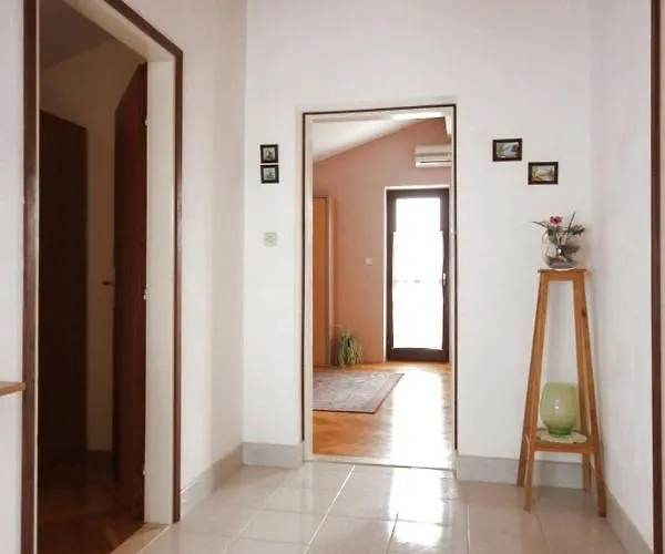 Appartement By The Sea Preko, Ugljan - 8522