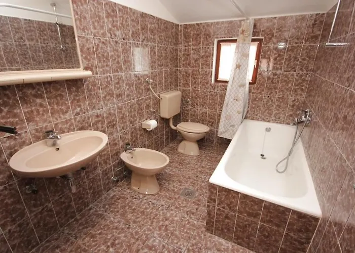 Lägenhet By The Sea Preko, Ugljan - 8522 *